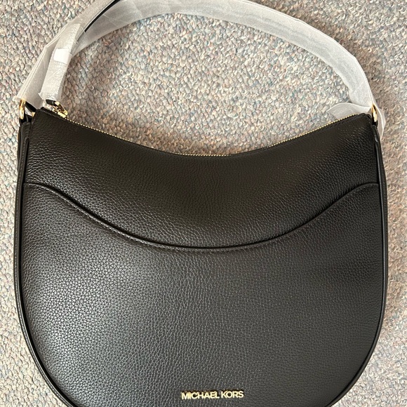 Michael Kors bag - Picture 7 of 9